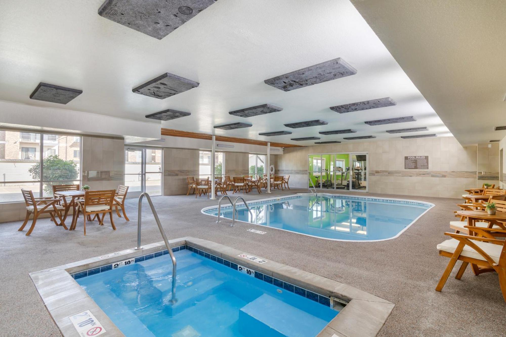 Everspring Suites Bismarck Exteriér fotografie